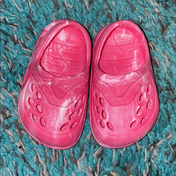 baby crocs walmart